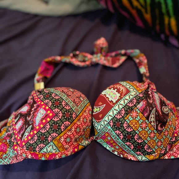 Victoria's Secret Other - EUC VS Patchwork Print Swim Top 34D